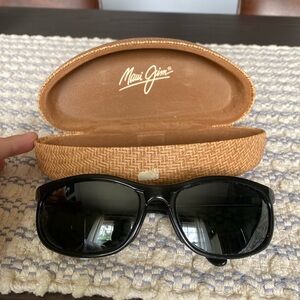 Vintage? Maui Jim Typhoon (Can’t see scratches from inside lens. See photos.)